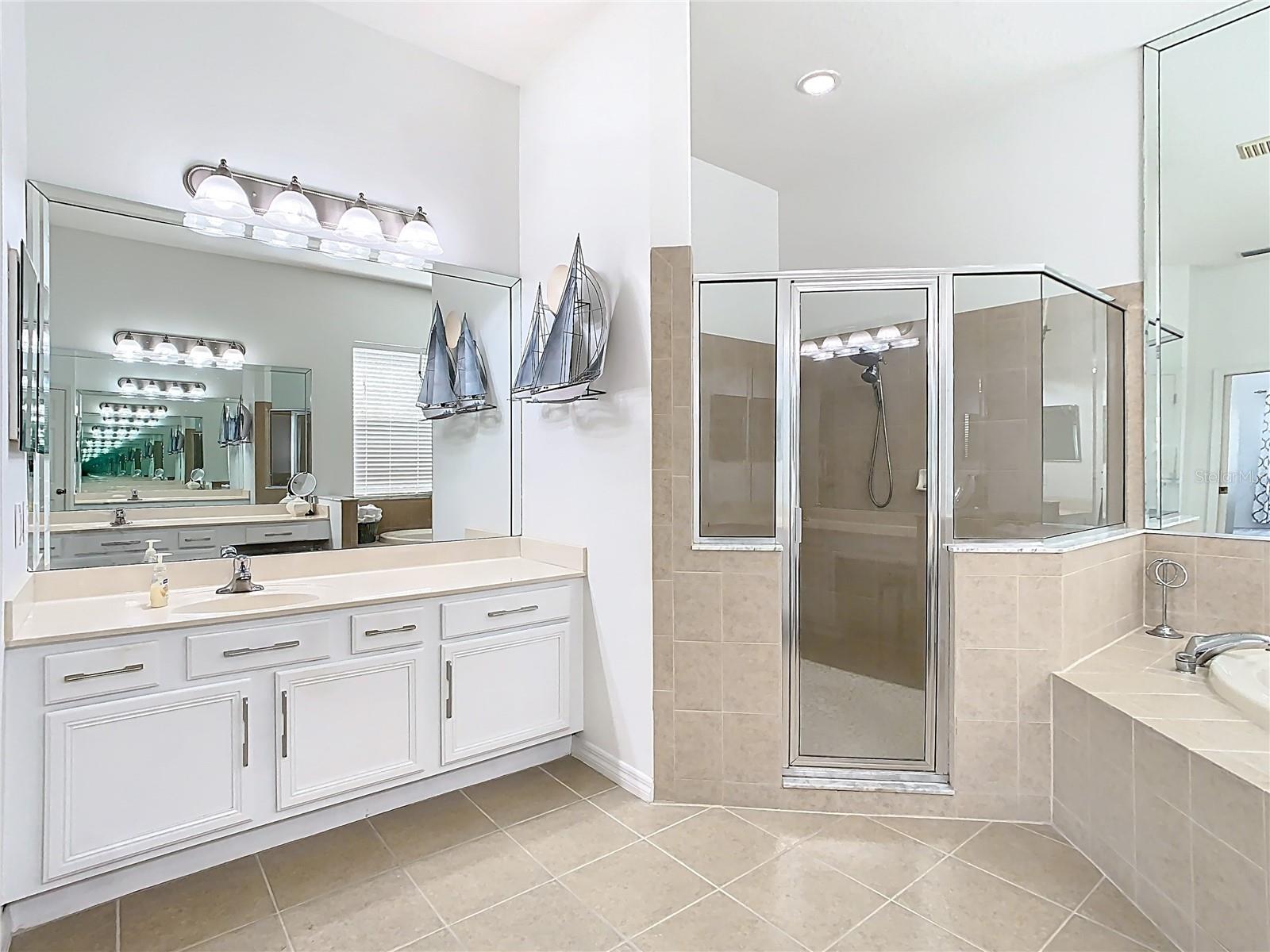 2327 SHIRECREST COVE WAY, LUTZ, FL, 33558