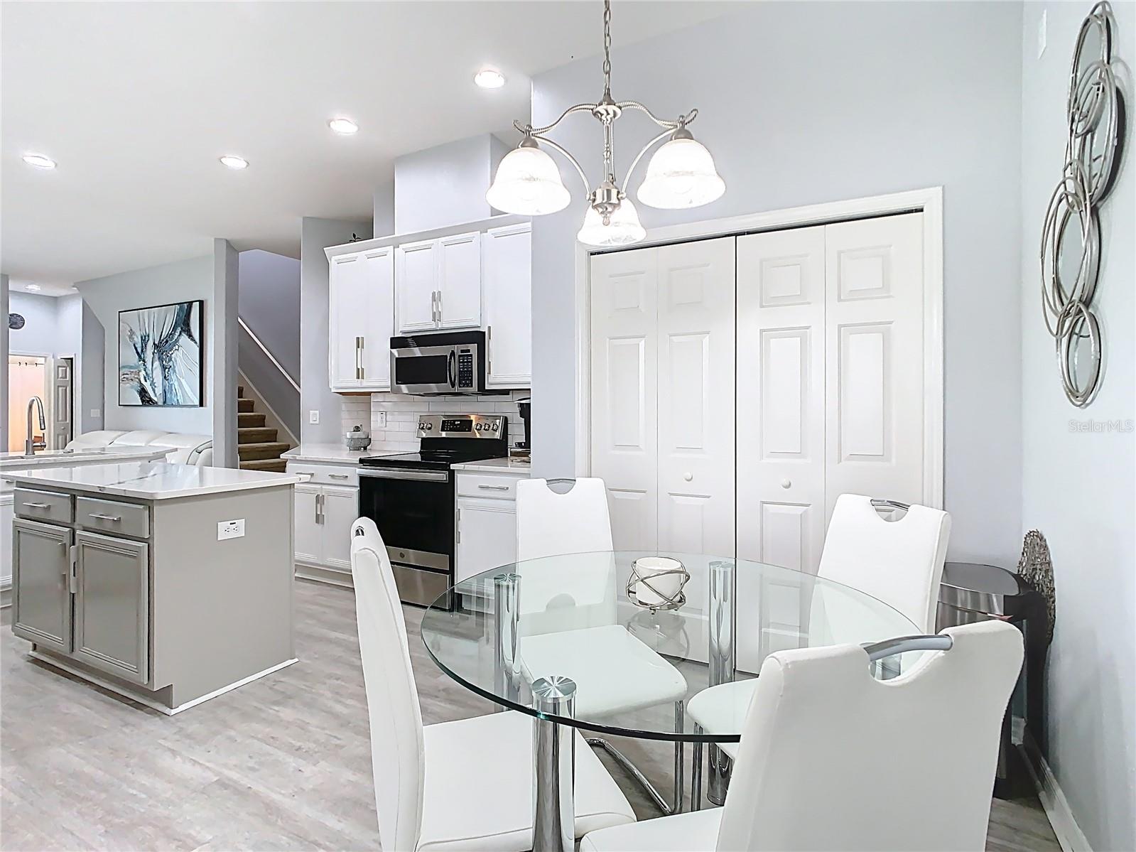 2327 SHIRECREST COVE WAY, LUTZ, FL, 33558