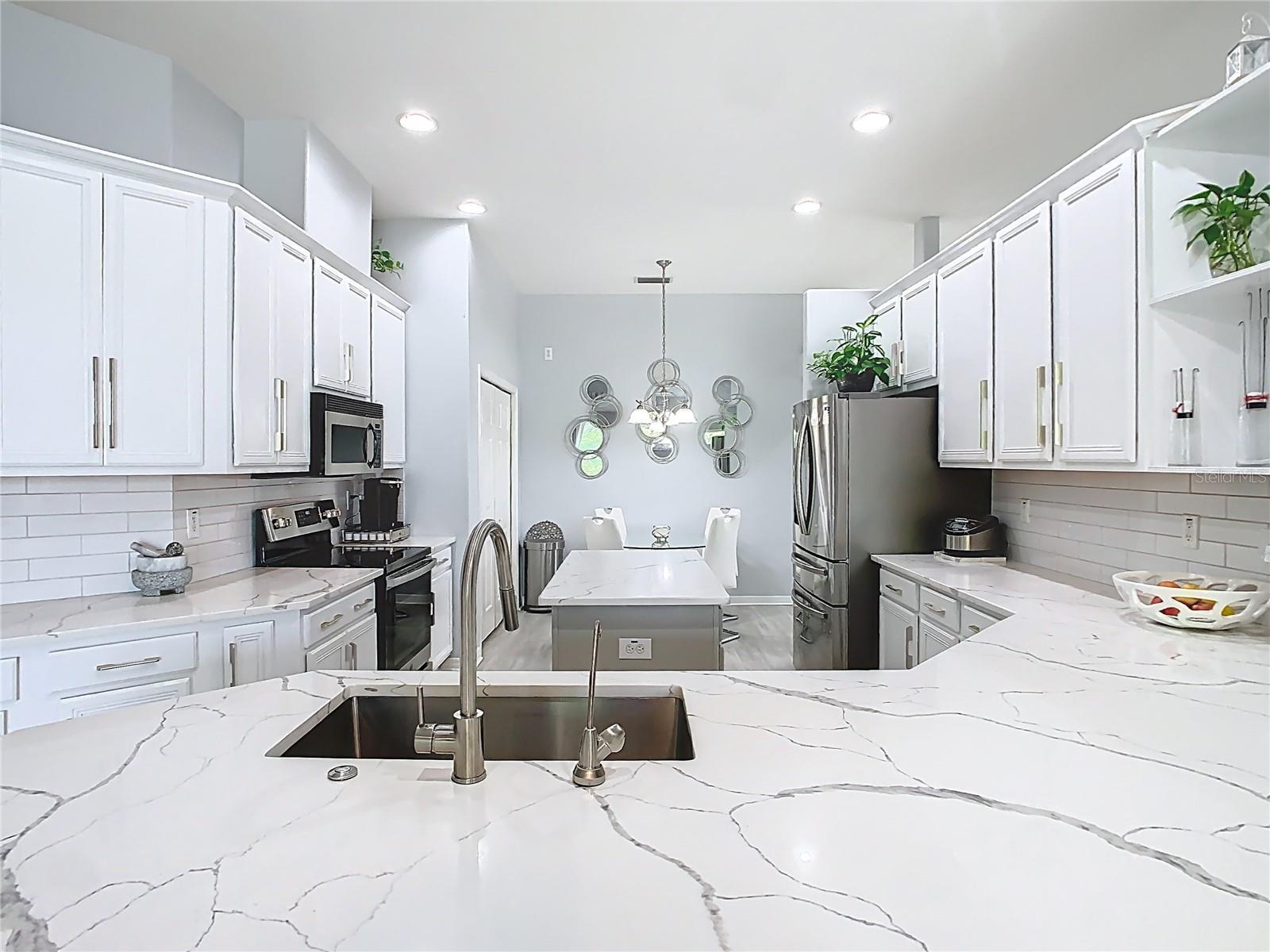 2327 SHIRECREST COVE WAY, LUTZ, FL, 33558