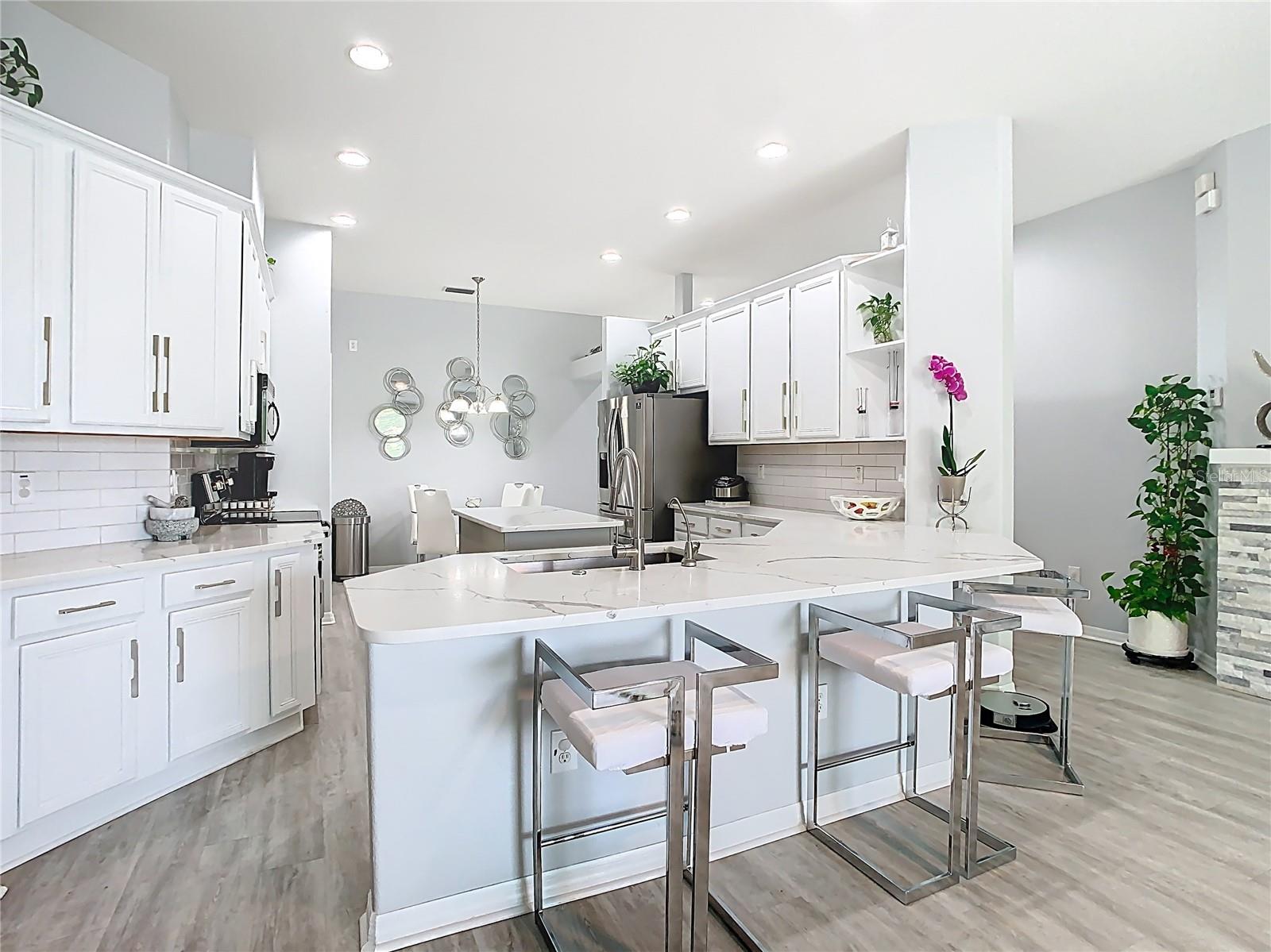 2327 SHIRECREST COVE WAY, LUTZ, FL, 33558