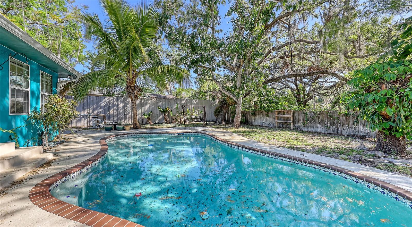 2261 LINWOOD DR, SARASOTA, FL, 34232