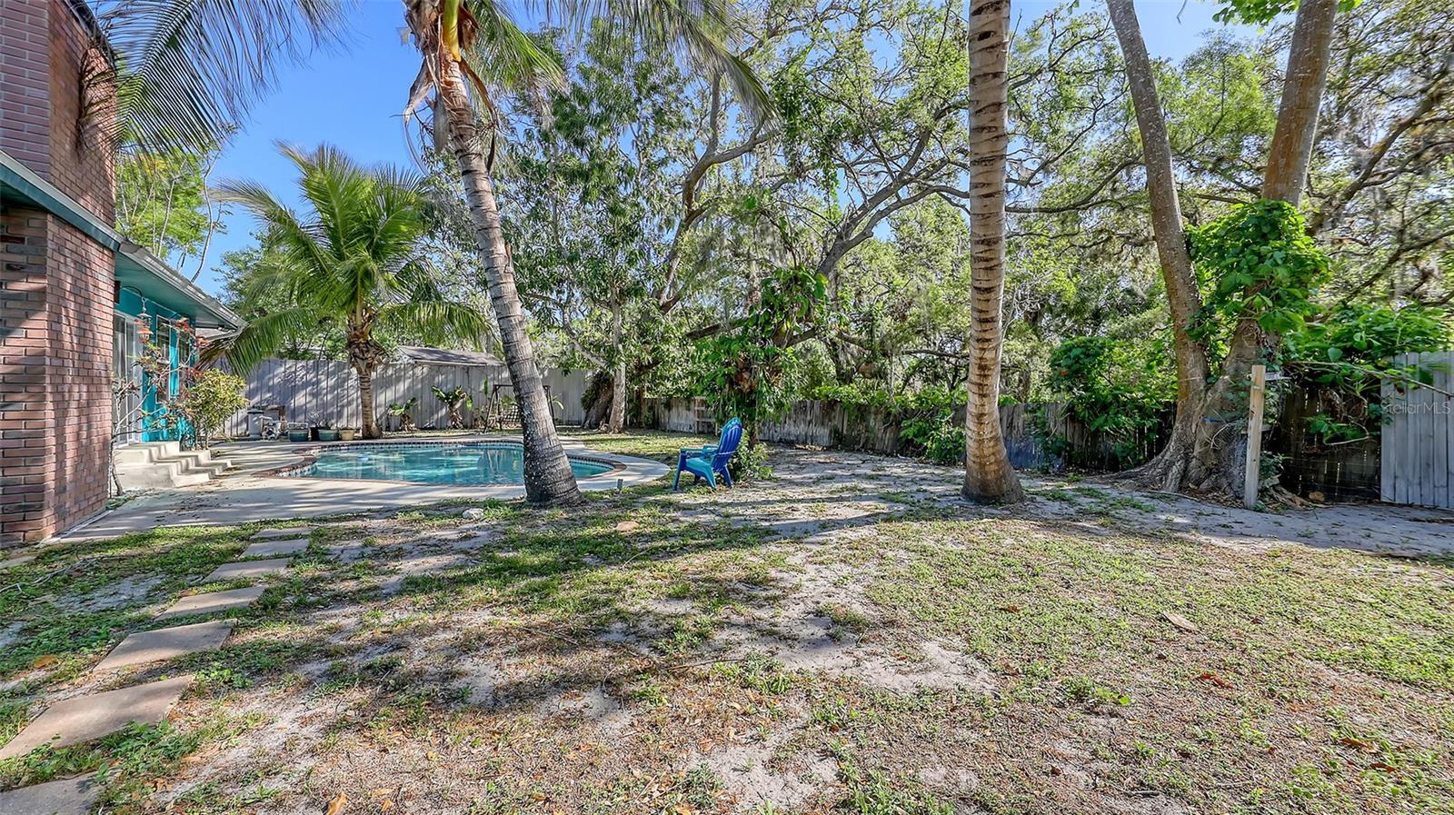 2261 LINWOOD DR, SARASOTA, FL, 34232