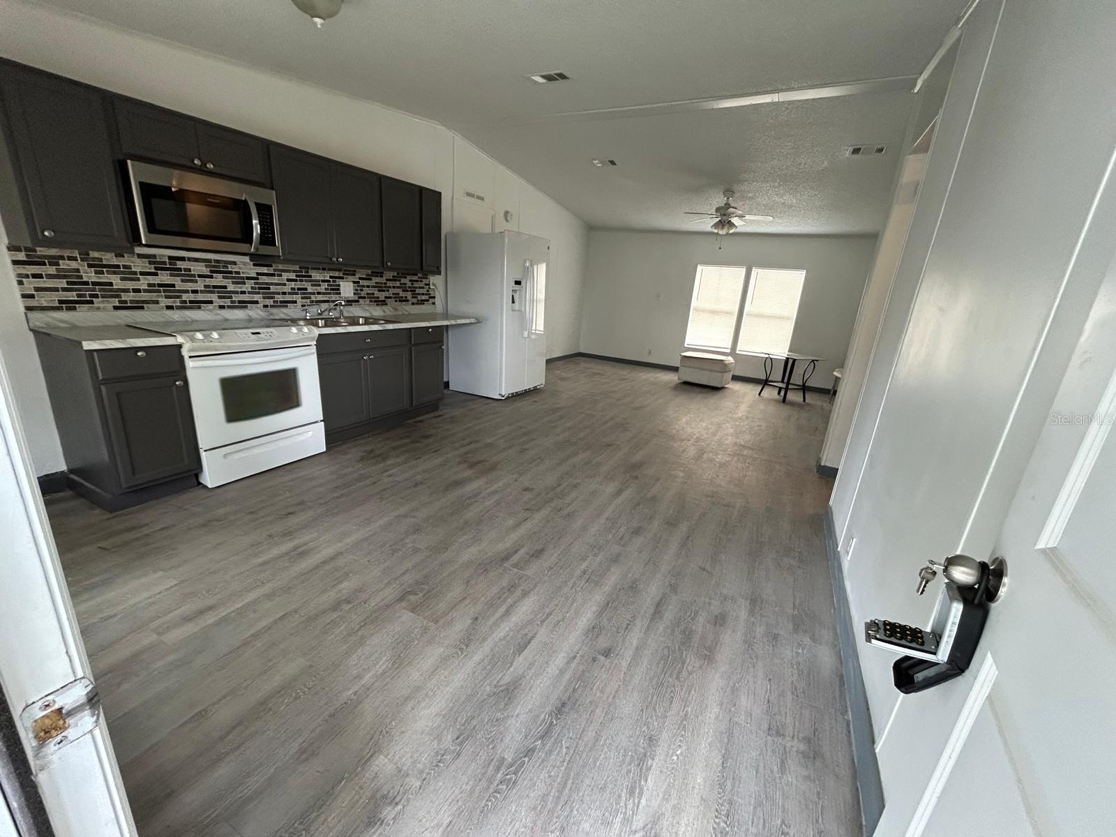 4501 MOBILAIRE DR, ORLANDO, FL, 32822