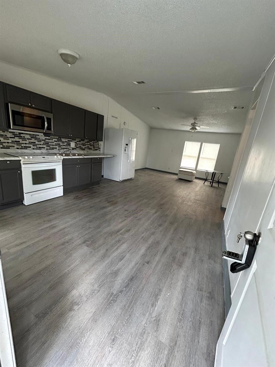 4501 MOBILAIRE DR, ORLANDO, FL, 32822