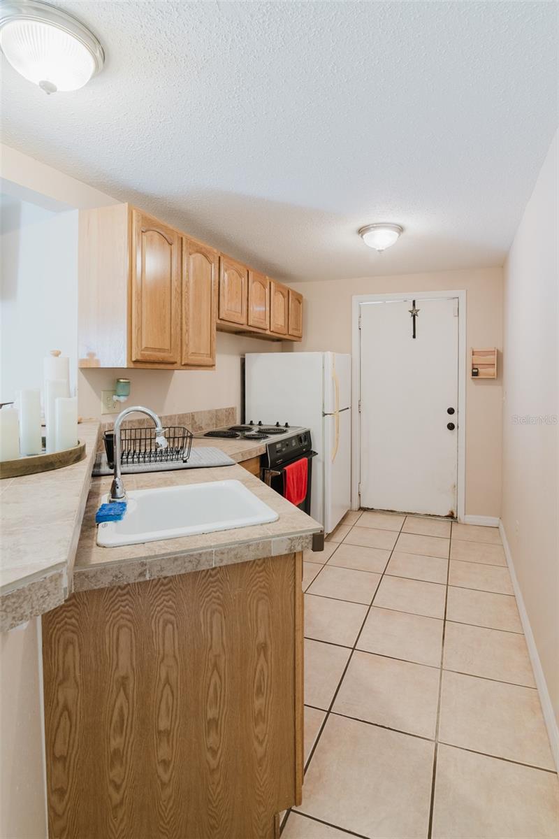 5551 NE 2ND LN, OCALA, FL, 34470