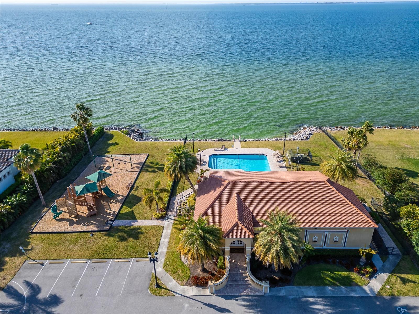 1408 ALHAMBRA DR, APOLLO BEACH, FL, 33572