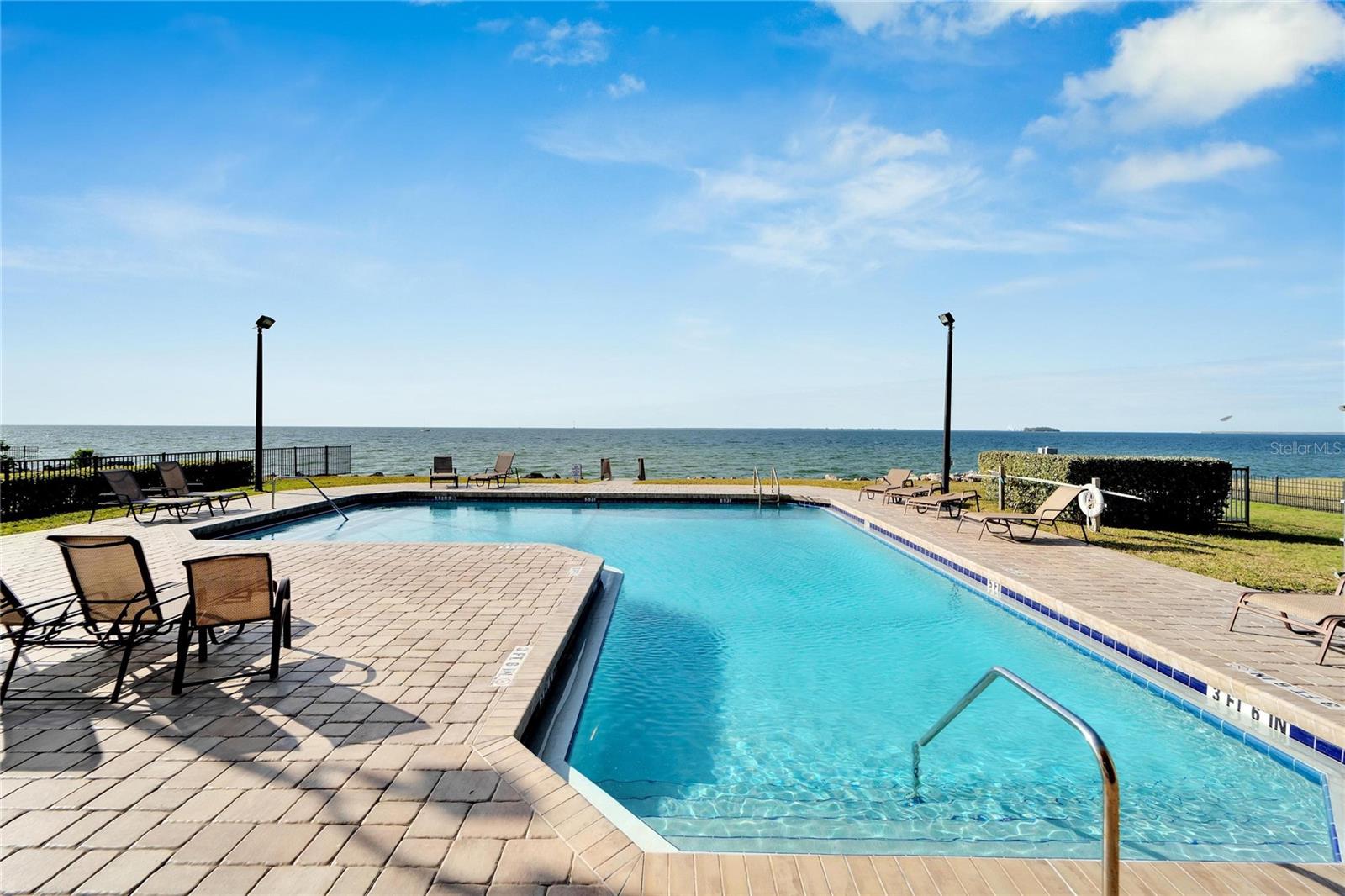 1408 ALHAMBRA DR, APOLLO BEACH, FL, 33572