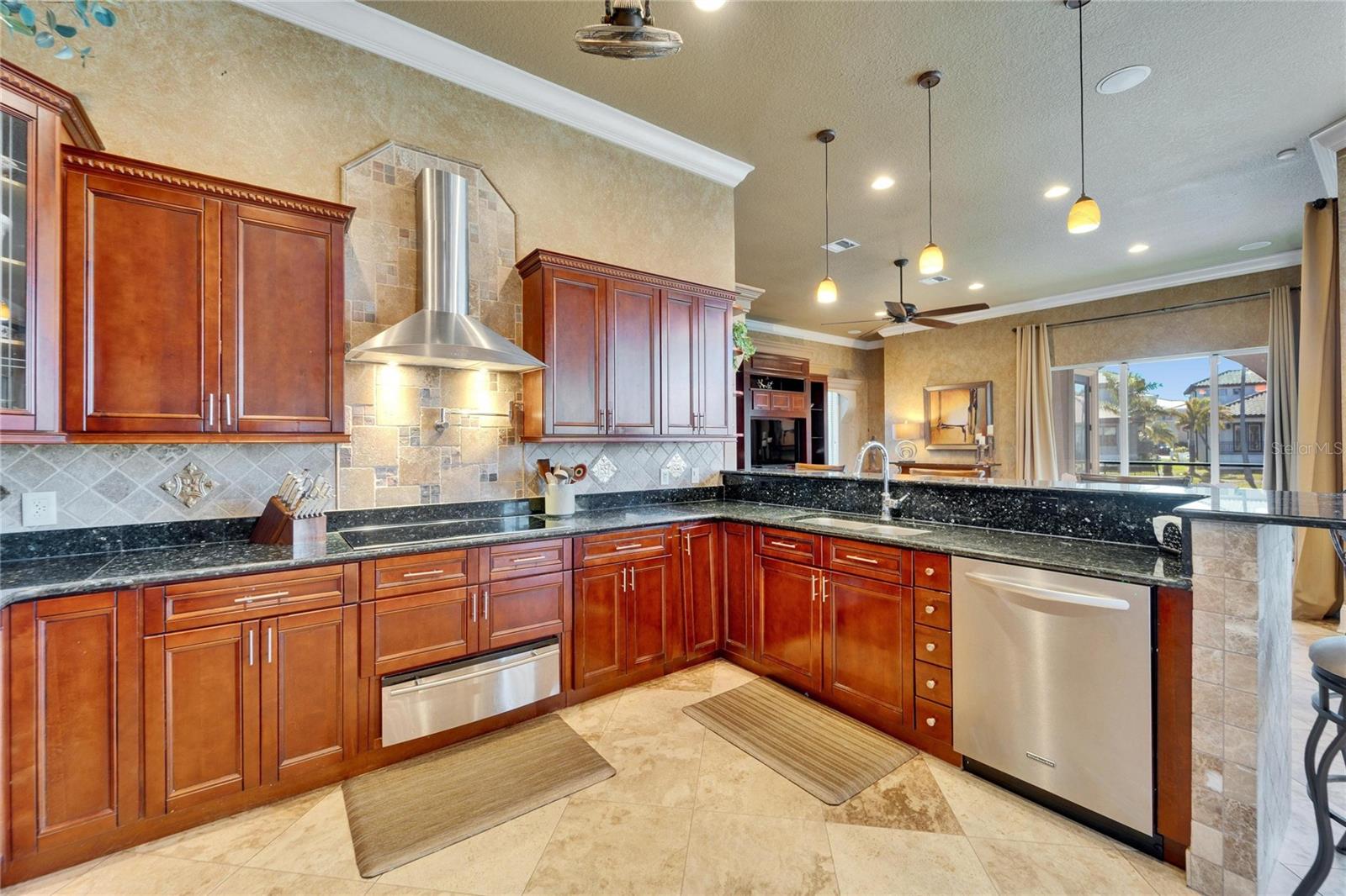 1408 ALHAMBRA DR, APOLLO BEACH, FL, 33572