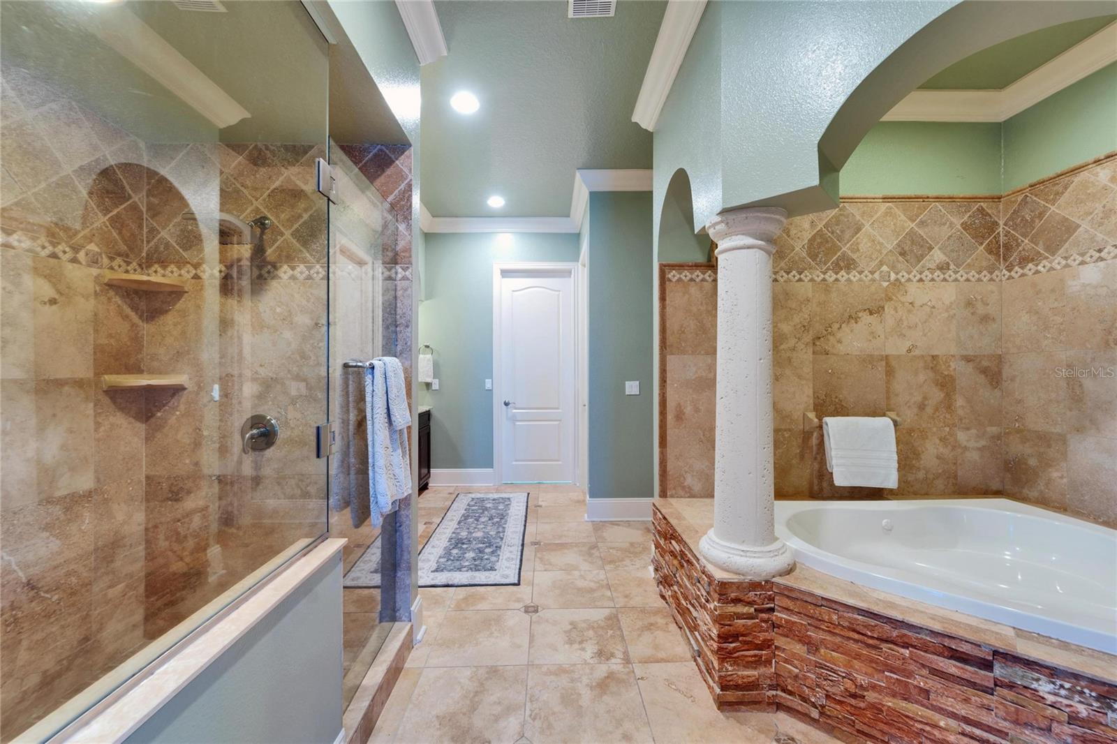 1408 ALHAMBRA DR, APOLLO BEACH, FL, 33572