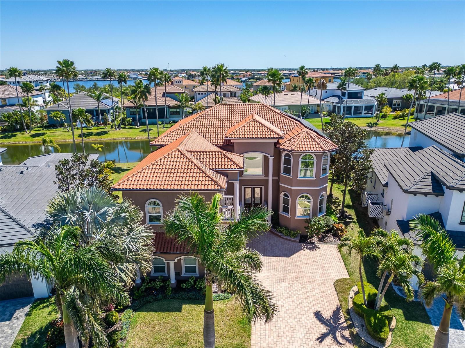 1408 ALHAMBRA DR, APOLLO BEACH, FL, 33572