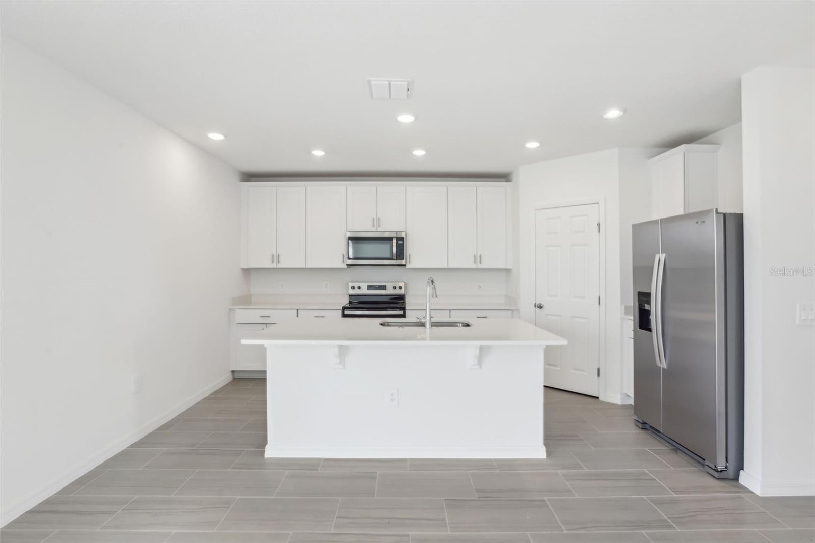 312 CASTLE DR, LAKE ALFRED, FL, 33850