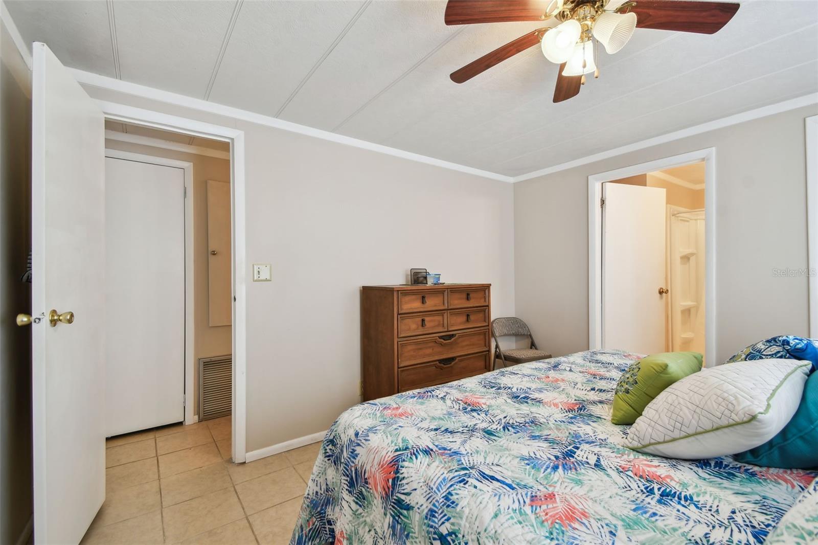 16940 US HIGHWAY 19 N #410, CLEARWATER, FL, 33764
