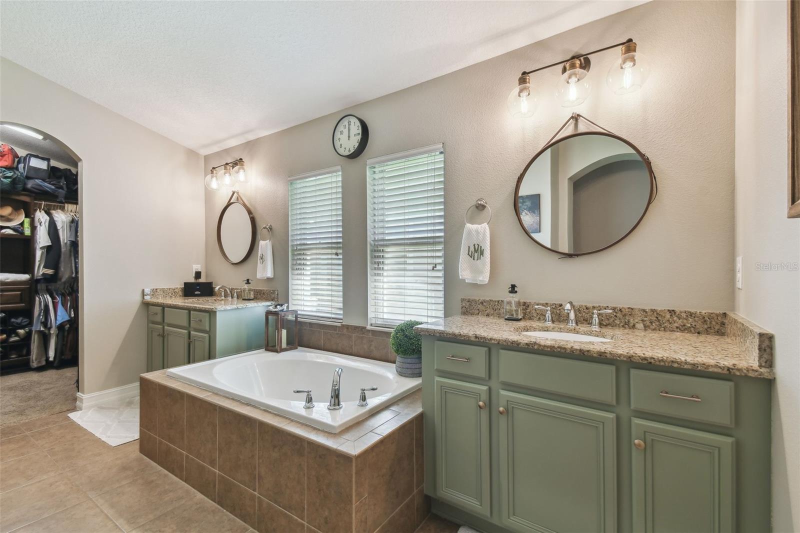 5111 LONGSPUR CT, LITHIA, FL, 33547