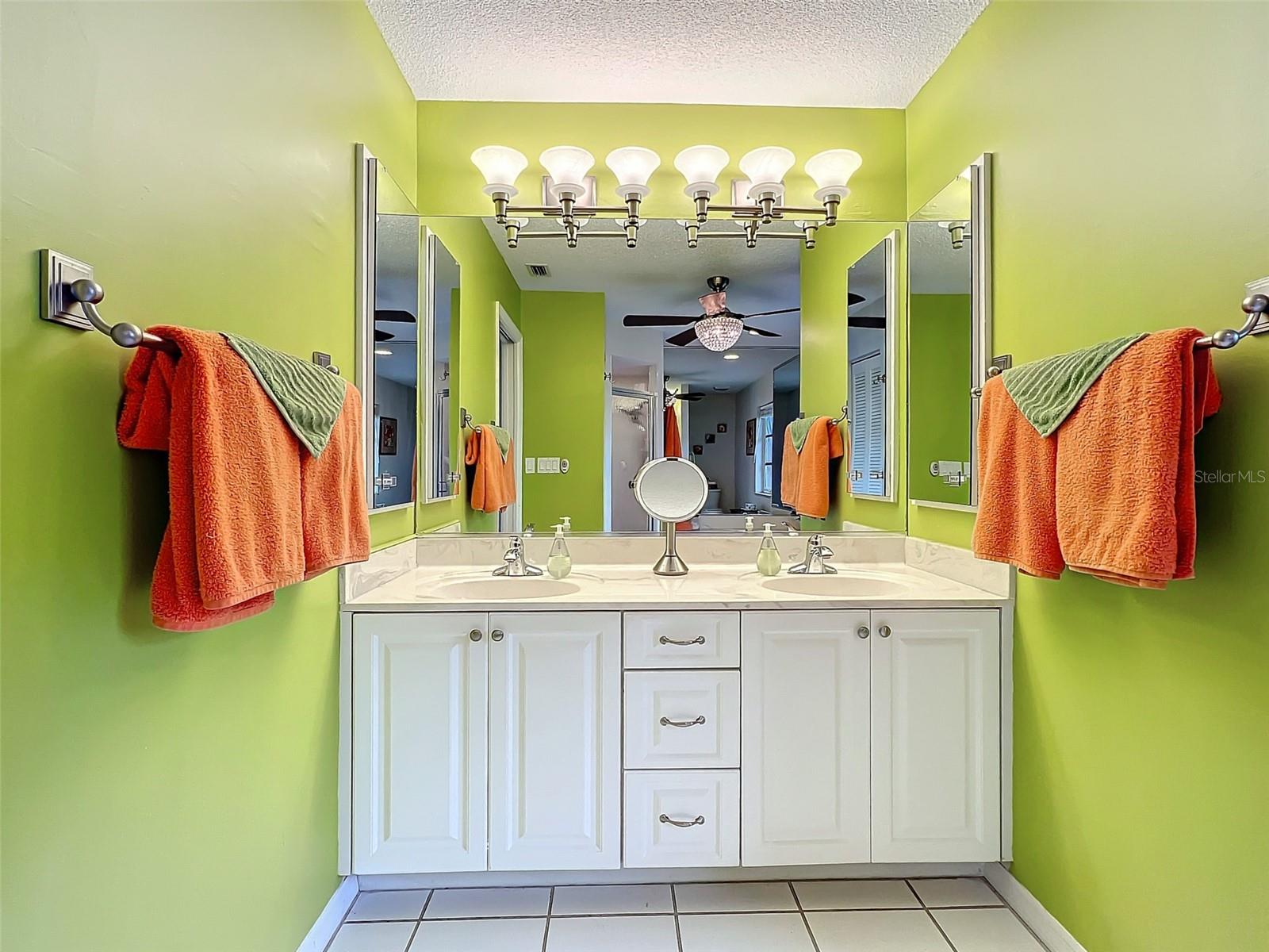 1447 GLENEAGLES DR, VENICE, FL, 34292