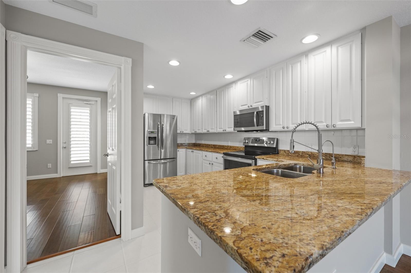 7665 BERGAMO AVE, SARASOTA, FL, 34238