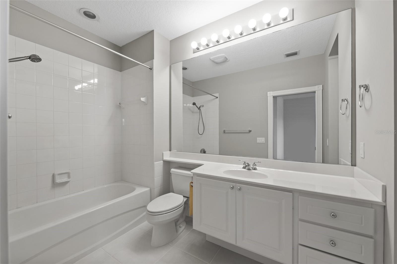 7665 BERGAMO AVE, SARASOTA, FL, 34238