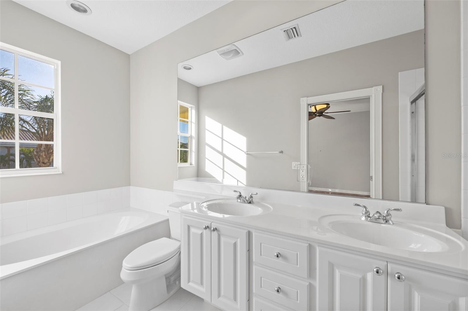 7665 BERGAMO AVE, SARASOTA, FL, 34238