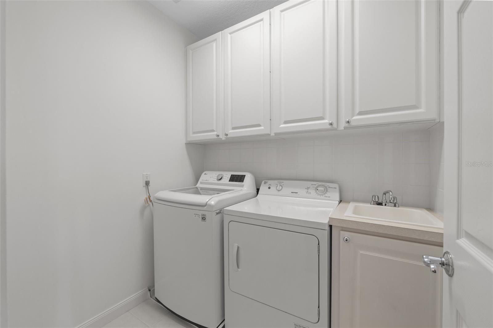 7665 BERGAMO AVE, SARASOTA, FL, 34238