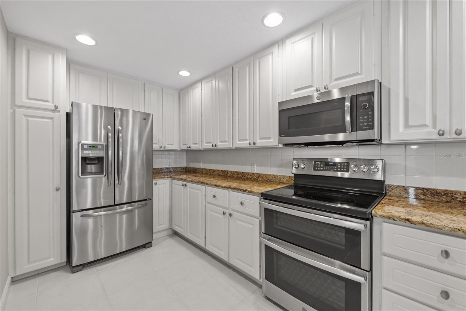 7665 BERGAMO AVE, SARASOTA, FL, 34238