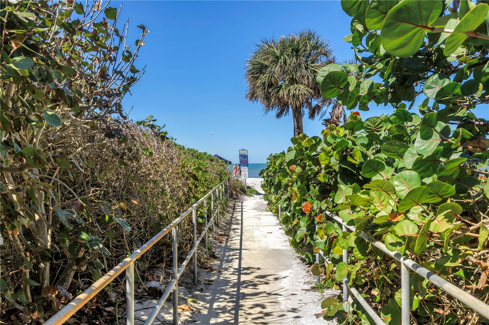 140 MARINA DEL REY CT, CLEARWATER BEACH, FL, 33767