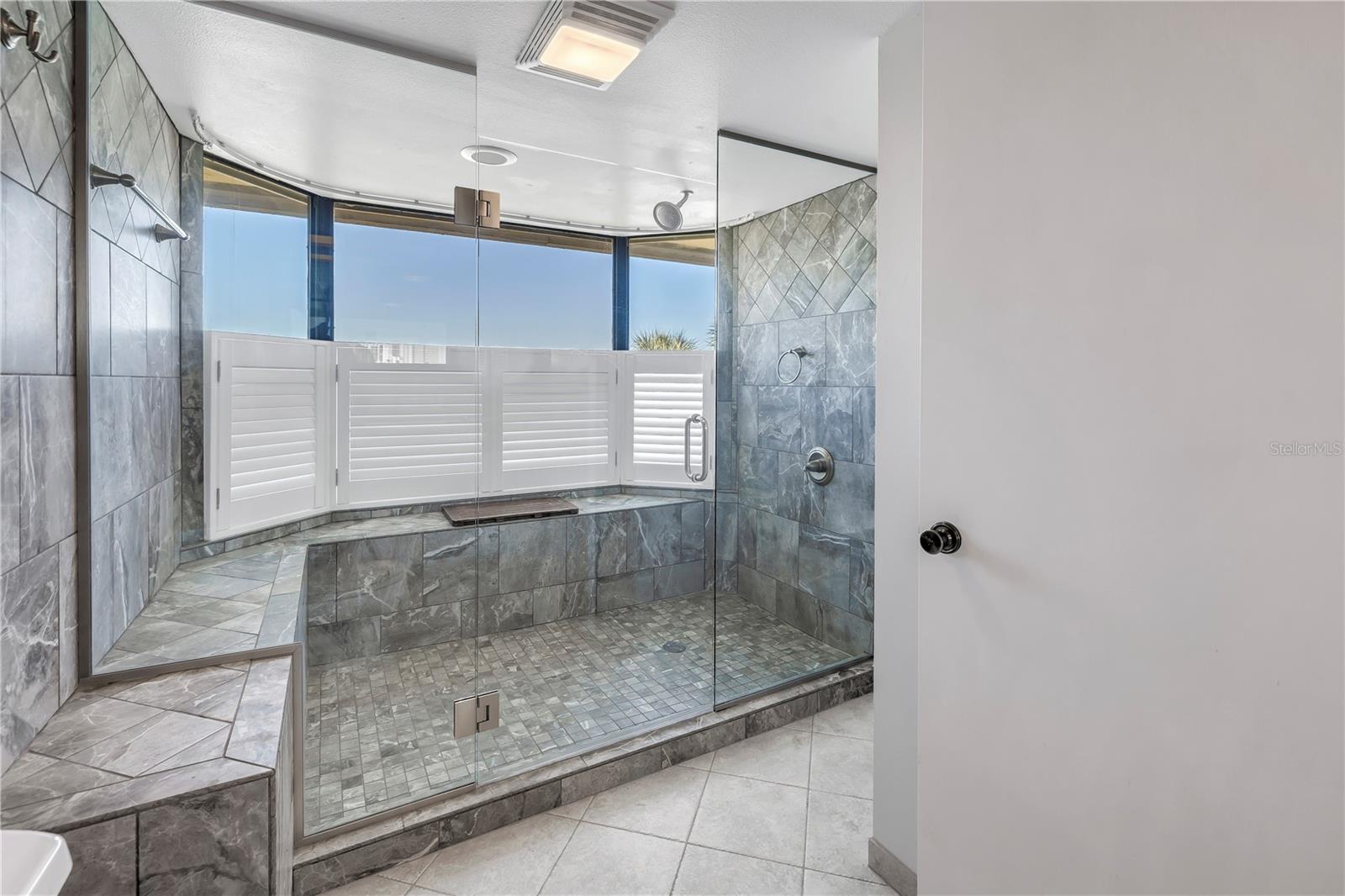 140 MARINA DEL REY CT, CLEARWATER BEACH, FL, 33767
