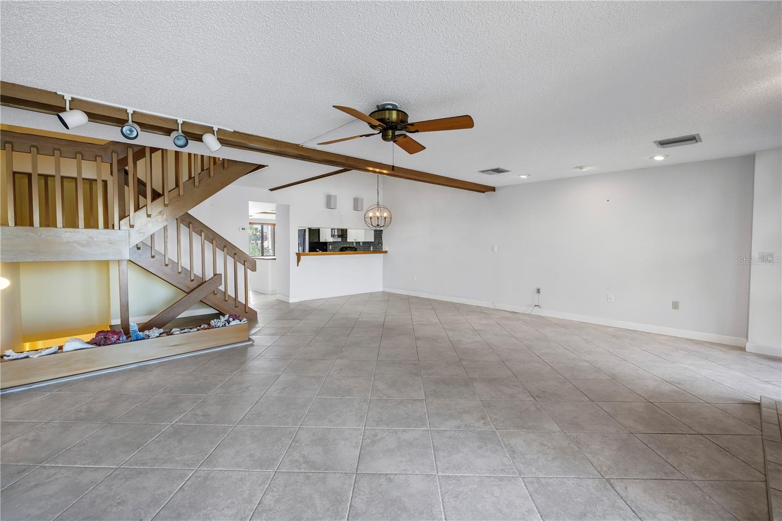 140 MARINA DEL REY CT, CLEARWATER BEACH, FL, 33767