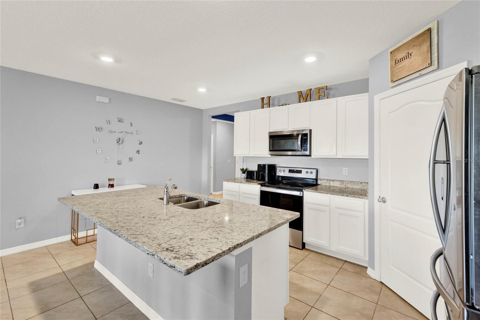 11207 AMBER RIDGE DR, ZELLWOOD, FL, 32798