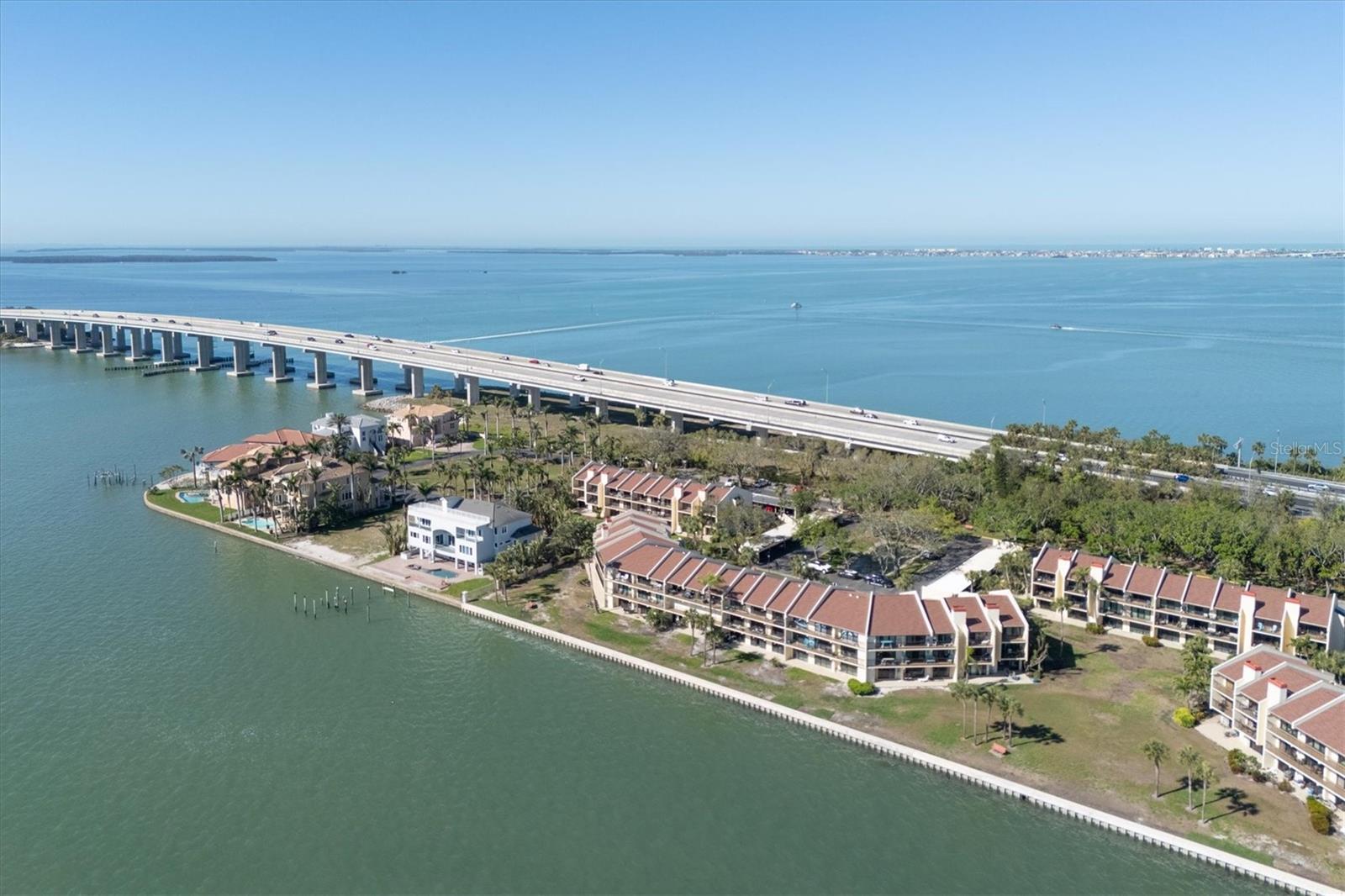 7540 SUNSHINE SKYWAY LN S #117, ST PETERSBURG, FL, 33711