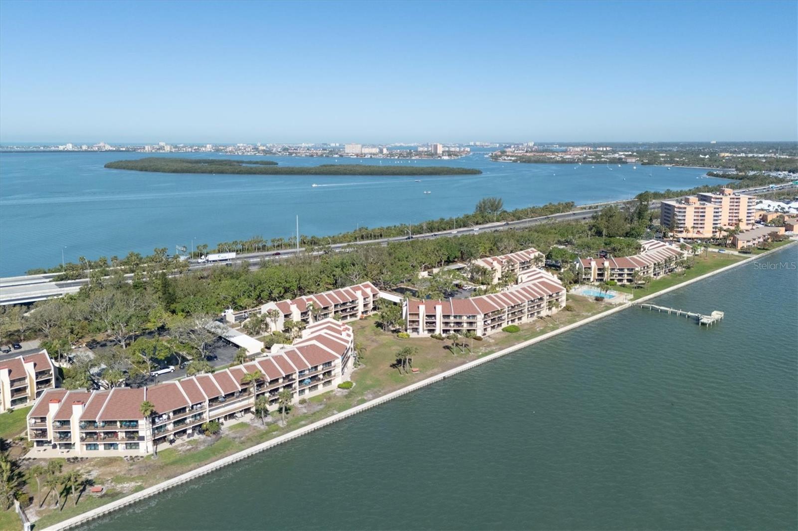 7540 SUNSHINE SKYWAY LN S #117, ST PETERSBURG, FL, 33711