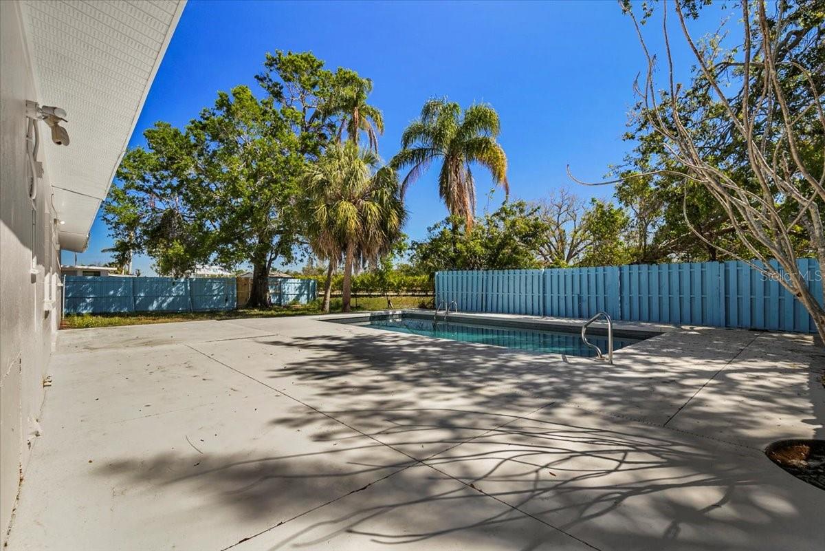 203 22ND ST NE, BRADENTON, FL, 34208