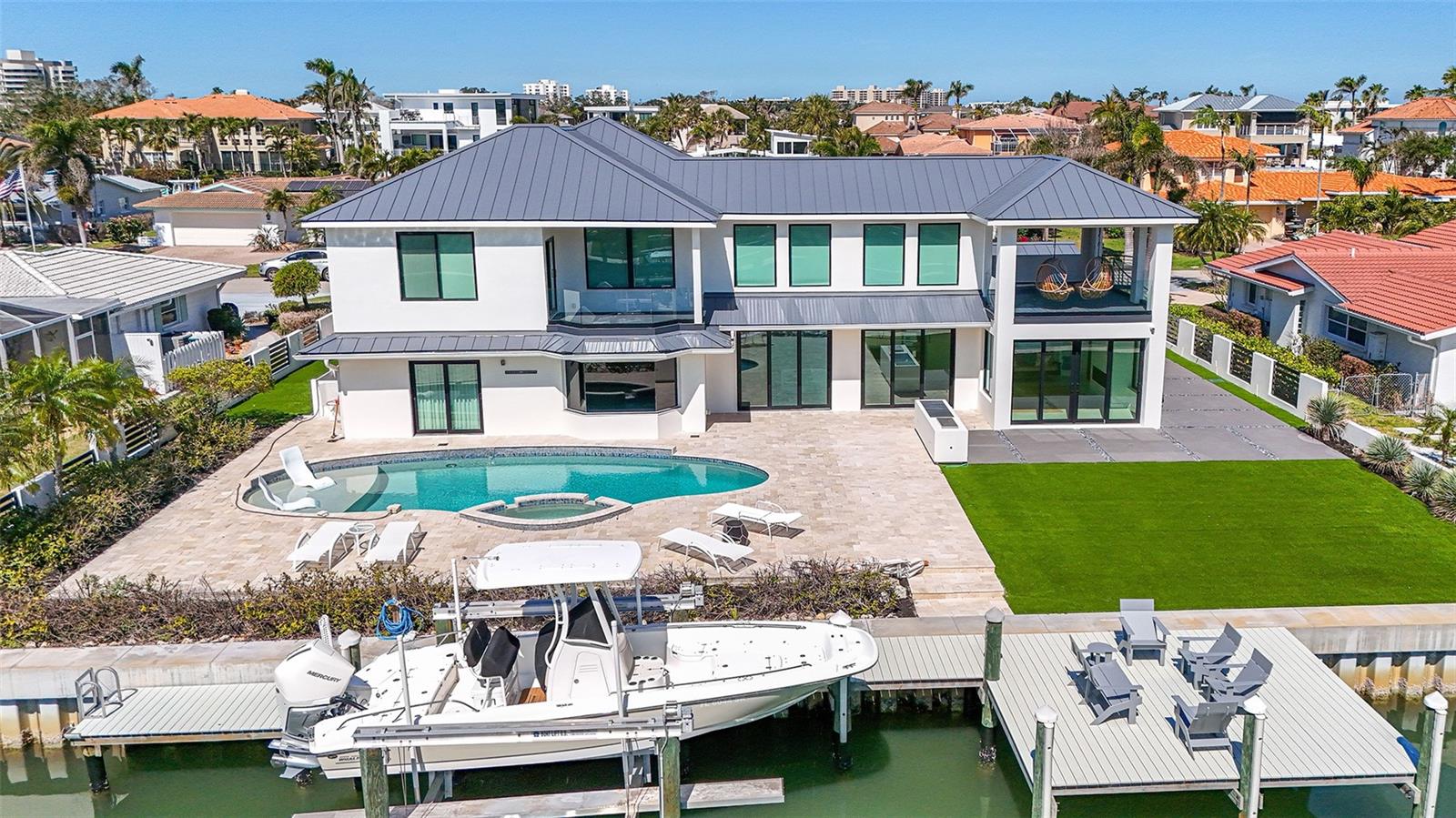 560 SCHOONER LN, LONGBOAT KEY, FL, 34228