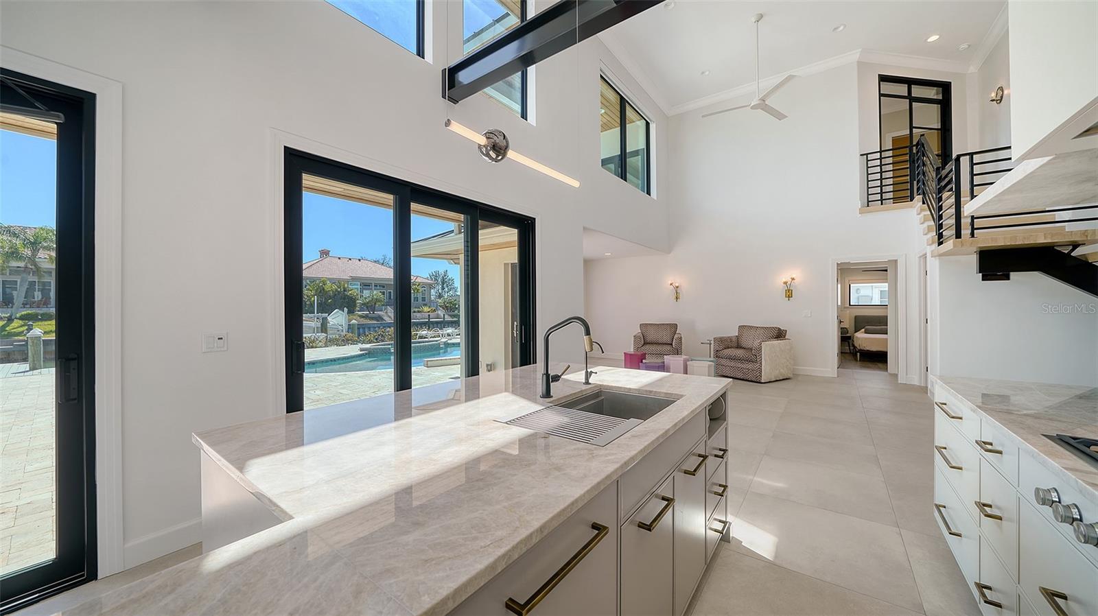 560 SCHOONER LN, LONGBOAT KEY, FL, 34228