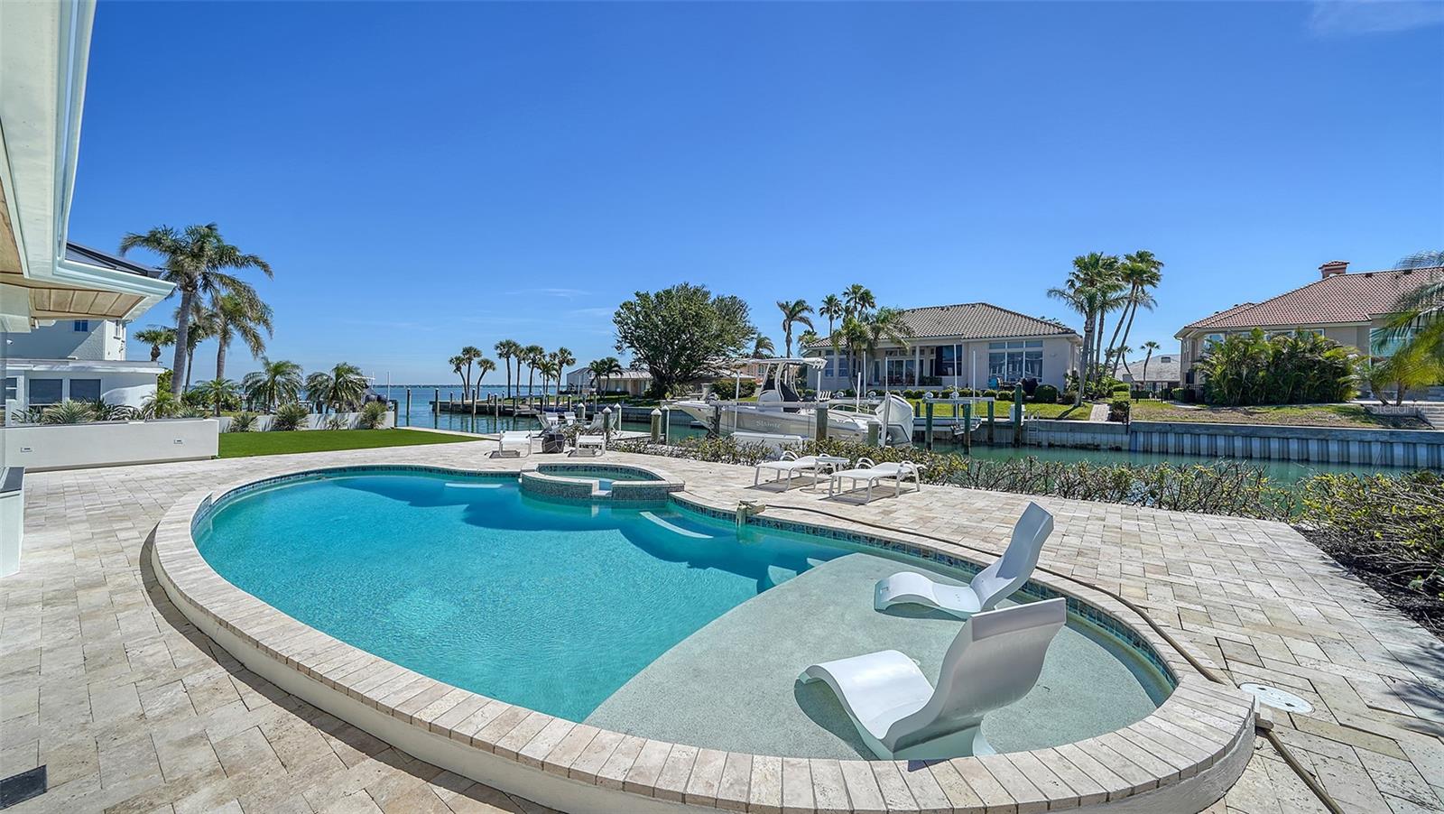 560 SCHOONER LN, LONGBOAT KEY, FL, 34228