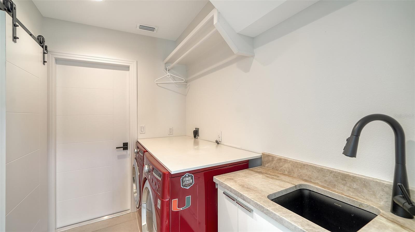 560 SCHOONER LN, LONGBOAT KEY, FL, 34228