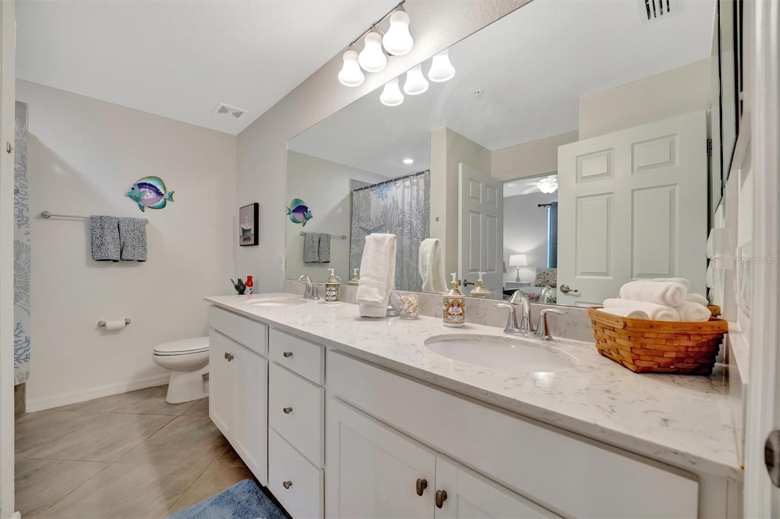 17724 GAWTHROP DR #101, BRADENTON, FL, 34211