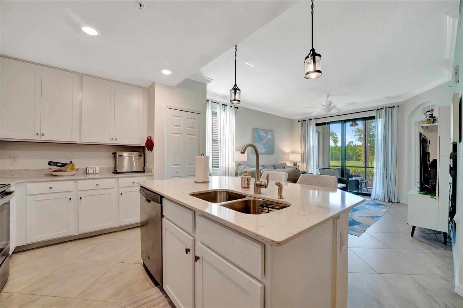 17724 GAWTHROP DR #101, BRADENTON, FL, 34211