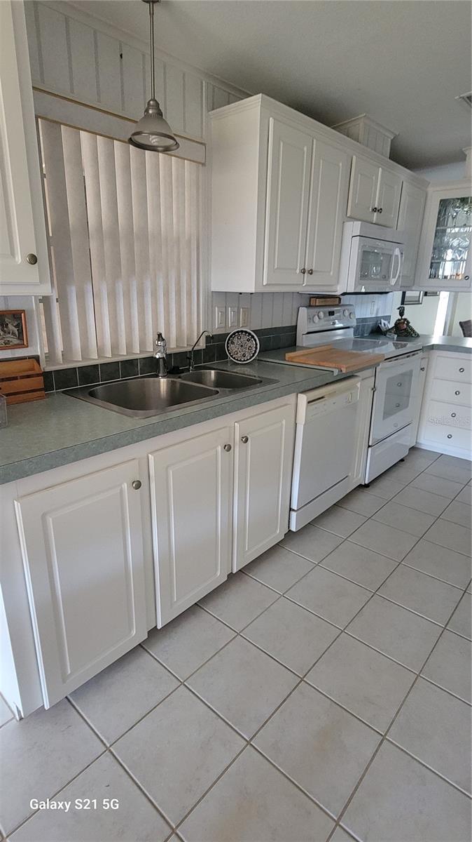 585 SKY HARBOR DR #224, CLEARWATER, FL, 33759
