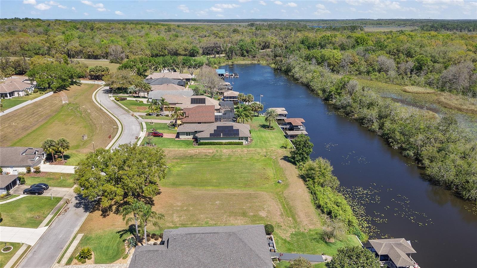 6136 LANDINGS BLVD, LADY LAKE, FL, 32159