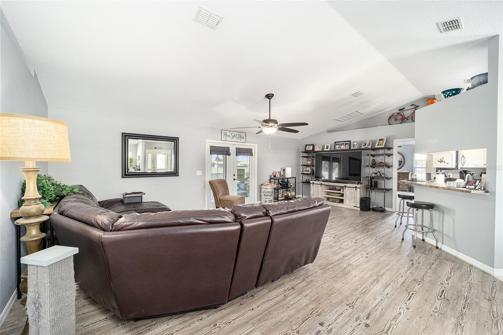 10490 SE 69TH TER, BELLEVIEW, FL, 34420
