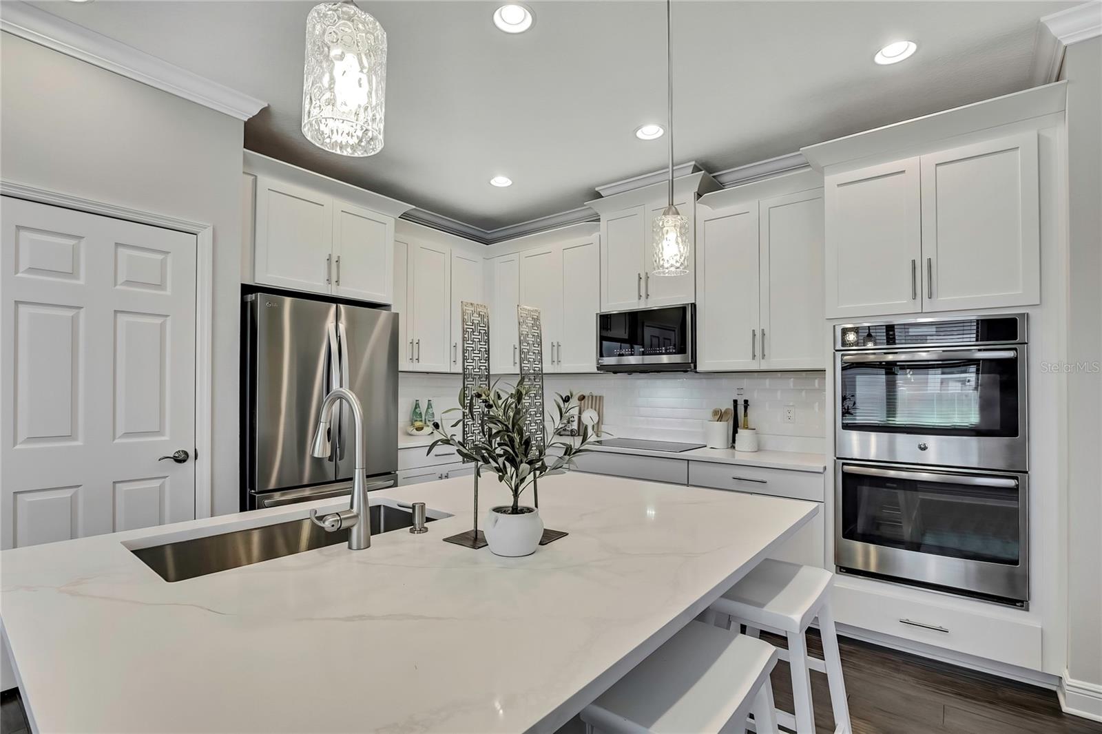 19793 LONG LAKE RANCH BLVD, LUTZ, FL, 33558