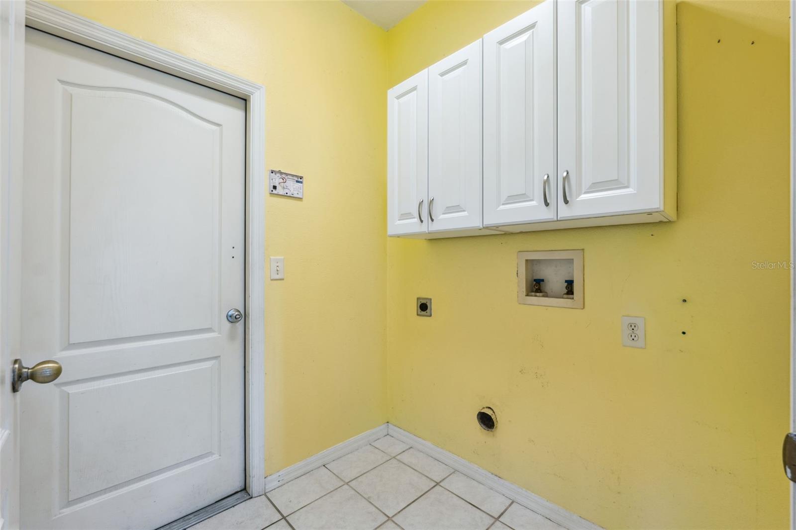 2329 TOWERING OAKS CIR, SEFFNER, FL, 33584
