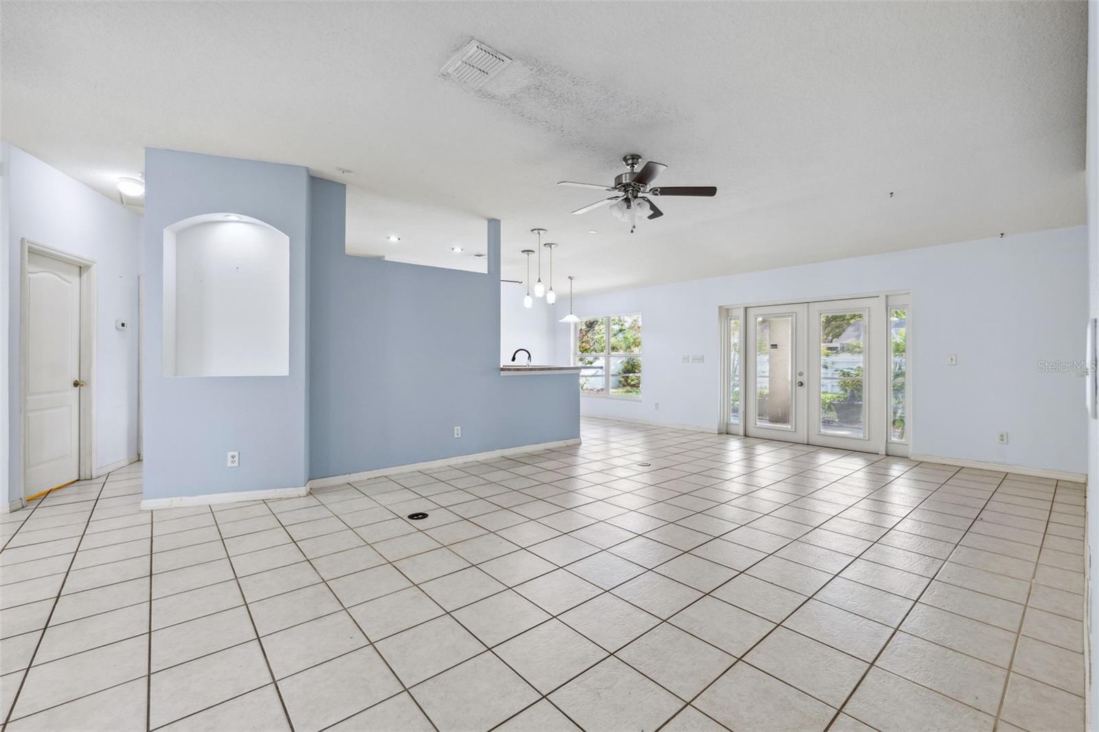 2329 TOWERING OAKS CIR, SEFFNER, FL, 33584