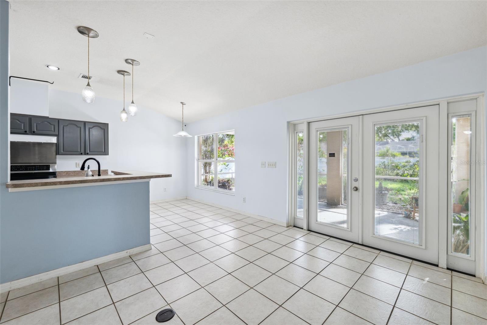 2329 TOWERING OAKS CIR, SEFFNER, FL, 33584