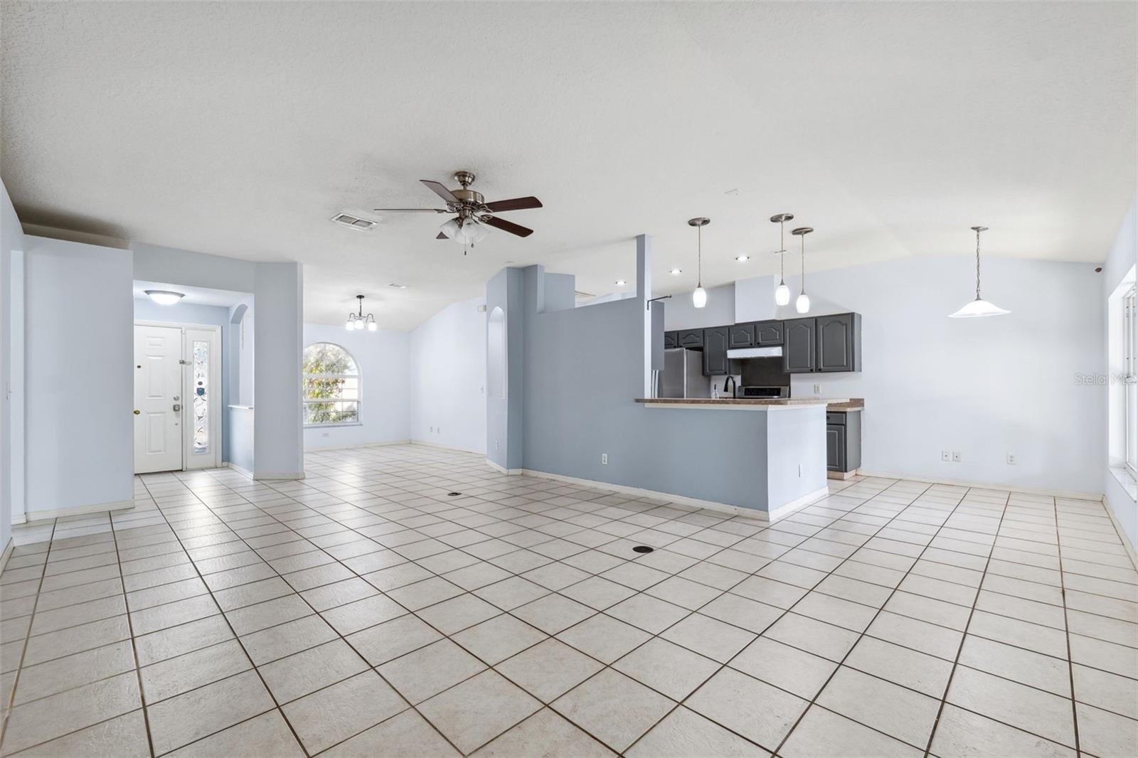 2329 TOWERING OAKS CIR, SEFFNER, FL, 33584