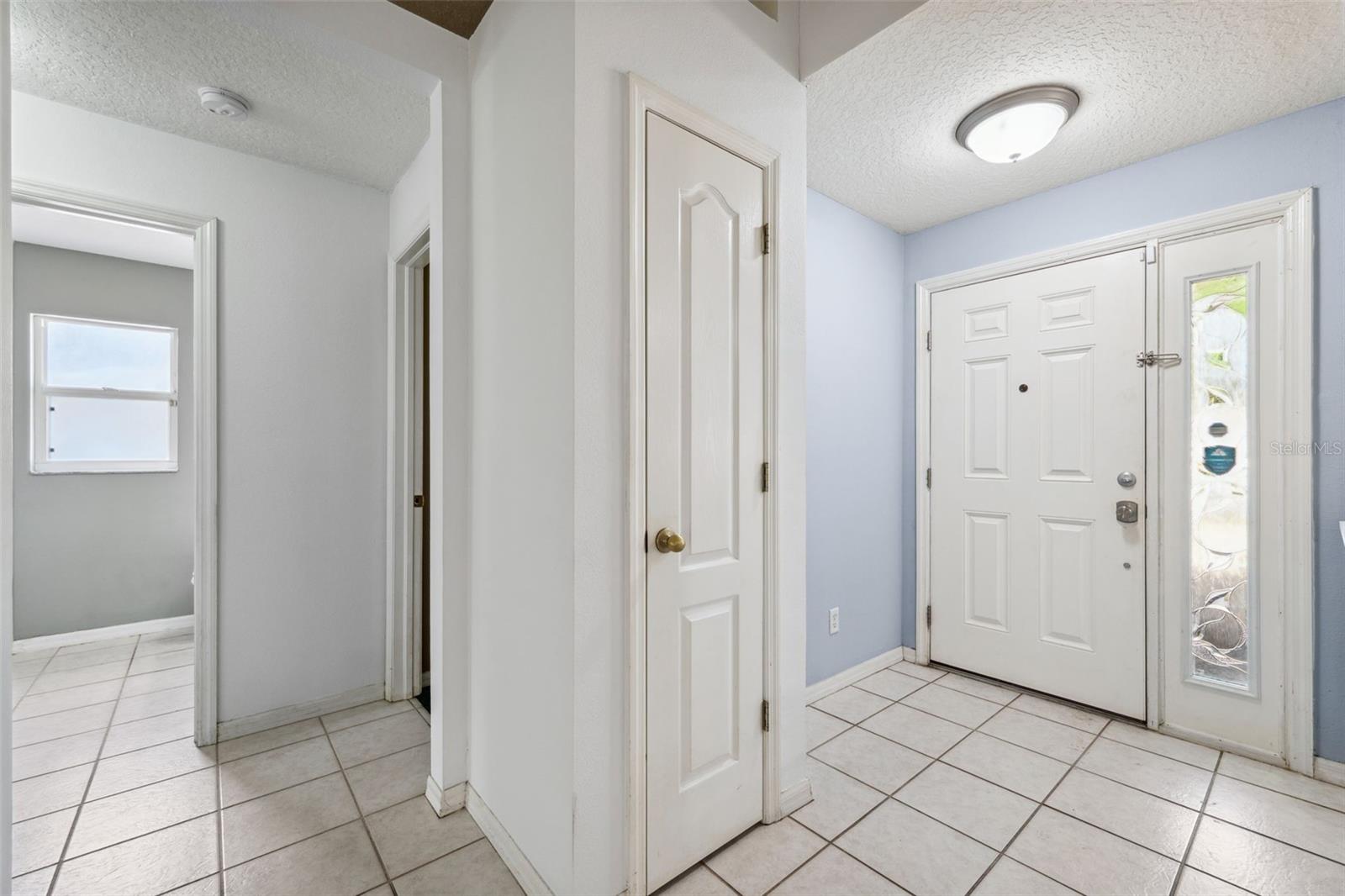2329 TOWERING OAKS CIR, SEFFNER, FL, 33584