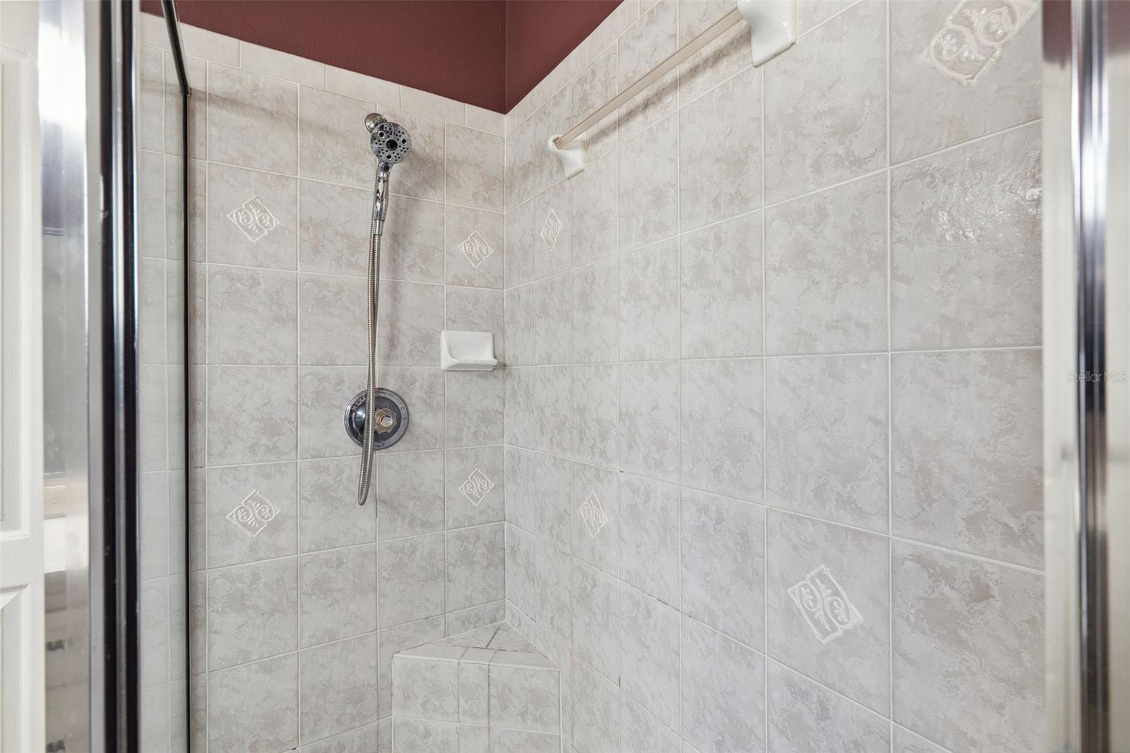 2329 TOWERING OAKS CIR, SEFFNER, FL, 33584