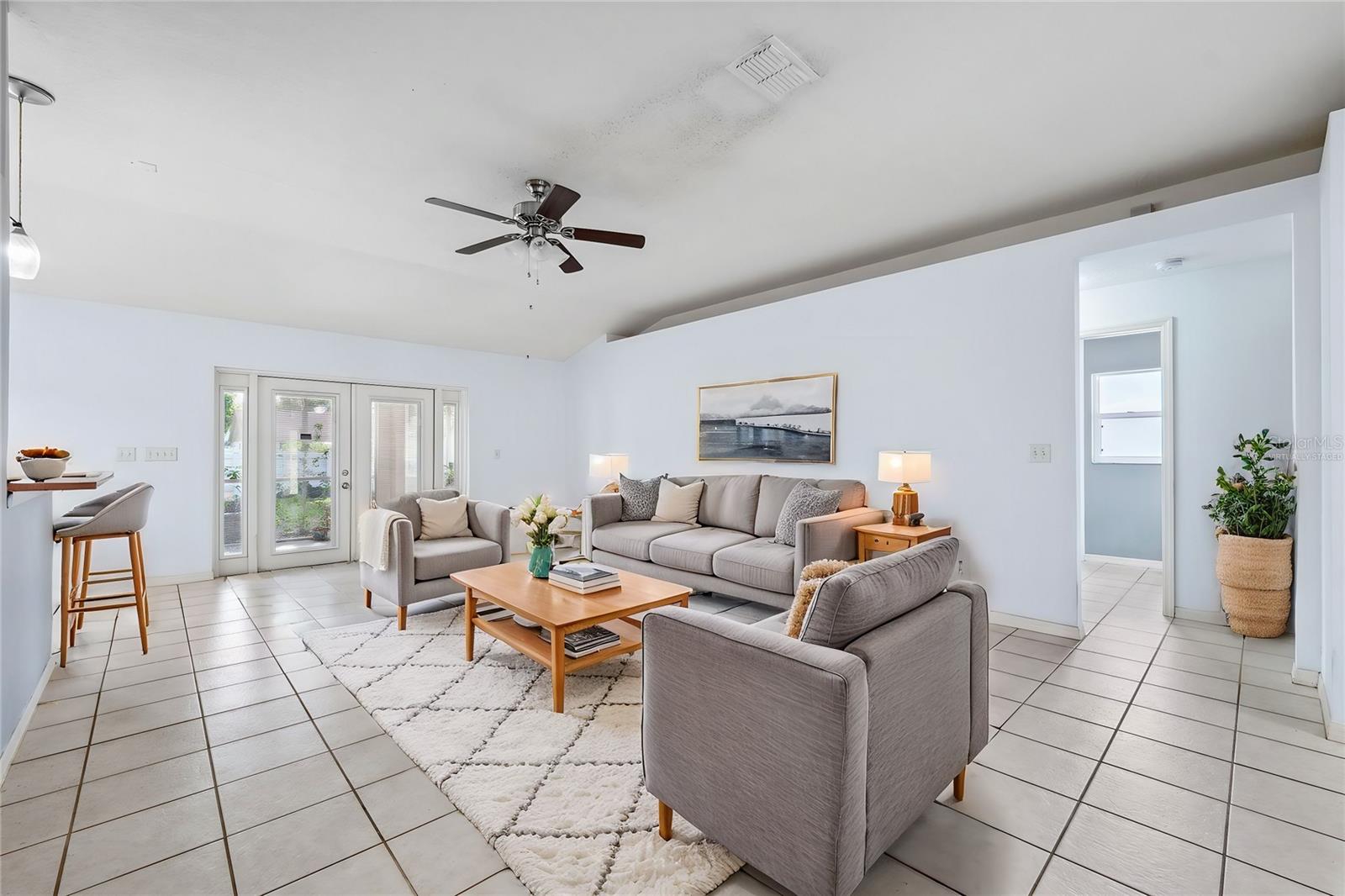 2329 TOWERING OAKS CIR, SEFFNER, FL, 33584