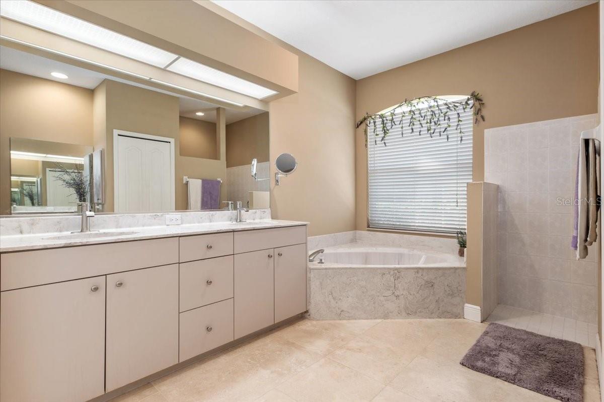 4025 GIANNINI LN, SARASOTA, FL, 34233
