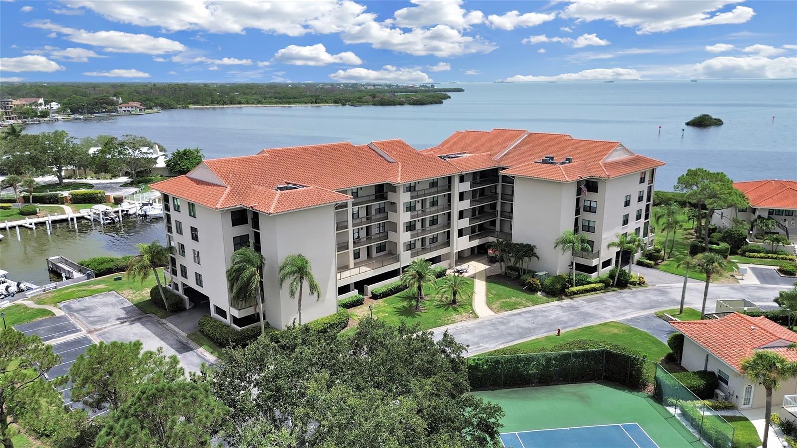 1810 MARINER DR #207, TARPON SPRINGS, FL, 34689