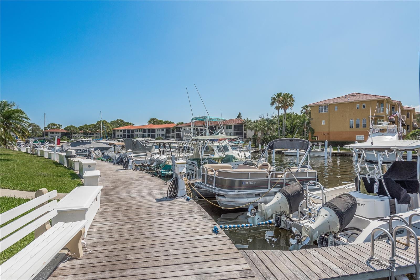 1810 MARINER DR #207, TARPON SPRINGS, FL, 34689